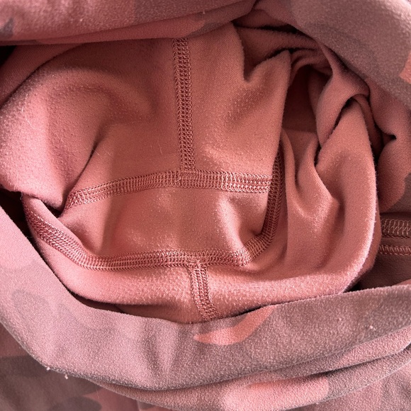 Lululemon Align Crop *21"
Heritage 365 Camo Brier Rose Multi Sz 2 - Picture 10 of 11